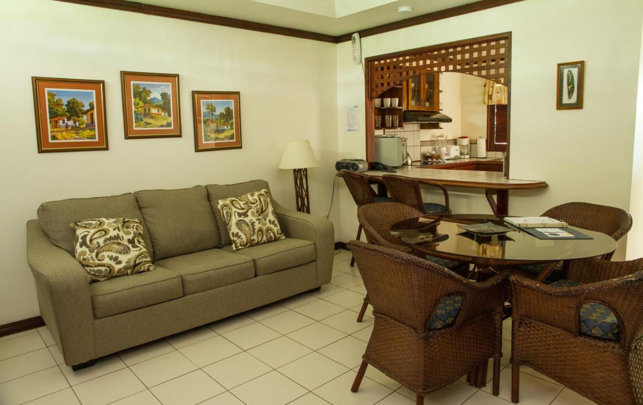 Getaways At Pueblo Real Hotell Quepos Eksteriør bilde